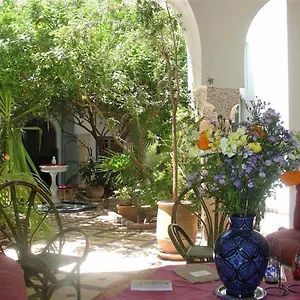 https://riad-sahara-nour.marrakeshhotelsmorocco.com